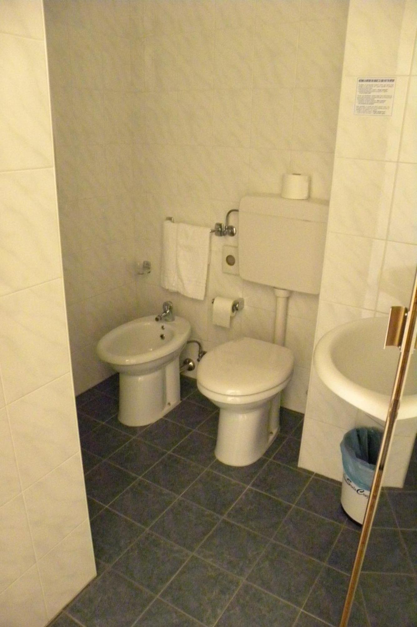 Hotel Santa Cruz لينانو سابيادورو المظهر الخارجي الصورة
